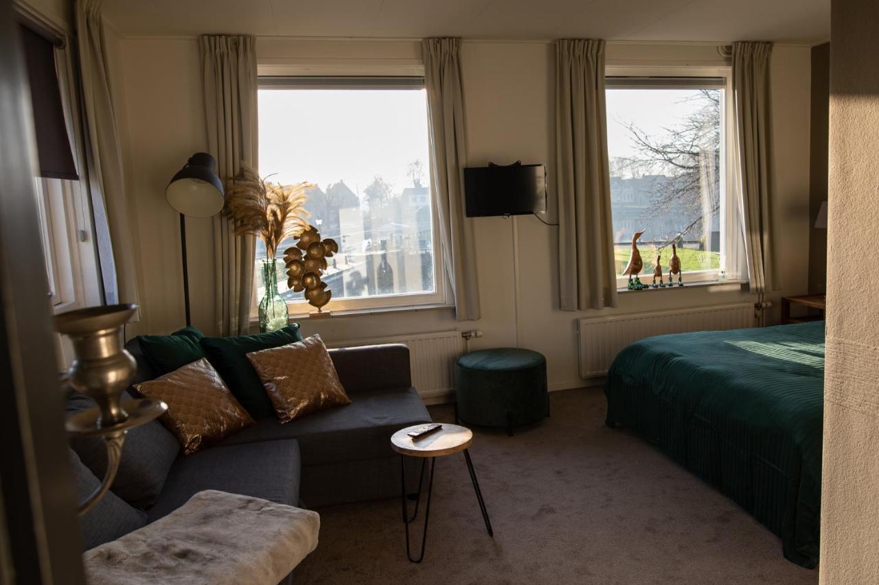 Yep! Slapen Bij De Sluis Bed and Breakfast Blokzijl Εξωτερικό φωτογραφία